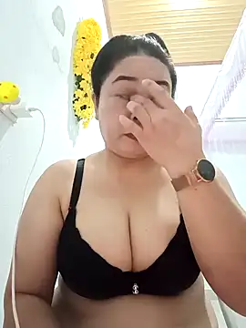 Snapshot of Sexy-bigtits2024 chatting on December 28, 2024, 12:45 pm Sexy-bigtits2024 online show from December 28, 2024, 12:45 pm