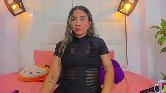 Ema Stone65 online show from March 14, 2025, 11:11 pm