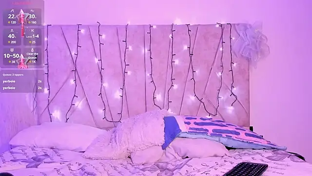 Snapshot of Kaela18 chatting on December 7, 2024, 4:31 pm Kaela18 online show from December 7, 2024, 4:31 pm