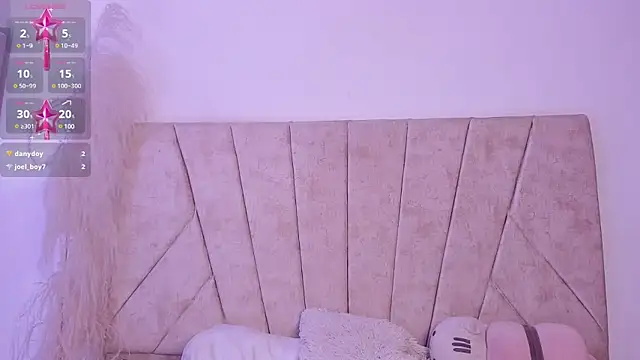 Snapshot of Kaela18 chatting on December 2, 2024, 4:26 pm Kaela18 online show from December 2, 2024, 4:26 pm