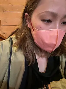 annna annna 2024 online show from April 10, 2026, 2:18 am