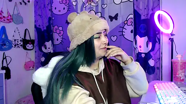 Snapshot of lussyevans24 chatting on October 26, 2025, 5:41 am lussyevans24 online show from October 26, 2025, 5:41 am