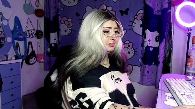 lussyevans24 online show from March 9, 2026, 2:15 am