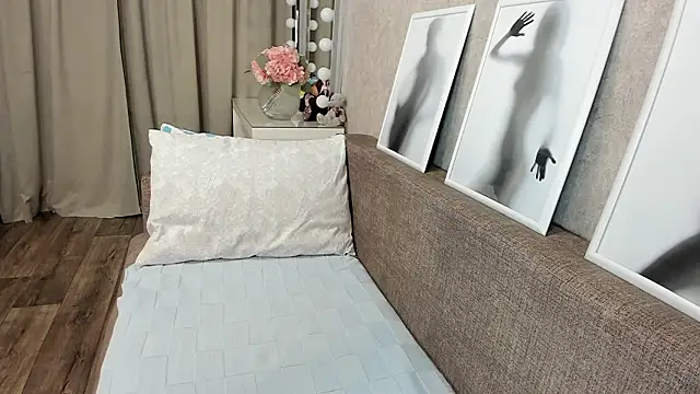 angelica marquise online show from March 10, 2026, 5:39 pm