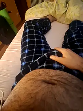 Snapshot of Escondido52 chatting on January 6, 2026, 10:47 pm Escondido52 online show from January 6, 2026, 10:47 pm