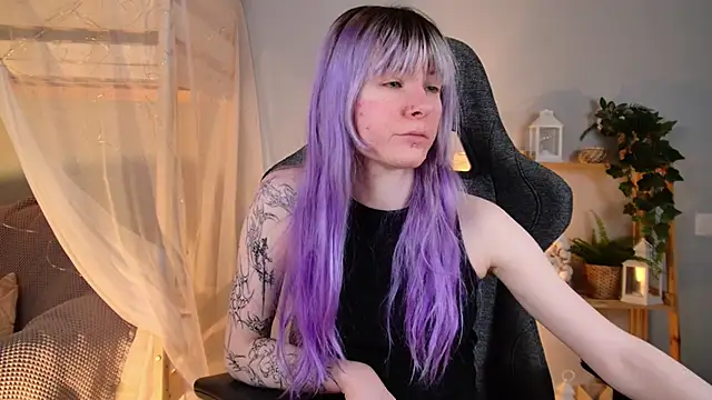 LexiWenford online show from February 23, 2026, 2:46 am