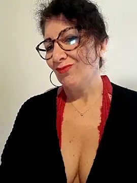 Viola8p online show from December 19, 2025, 10:50 am