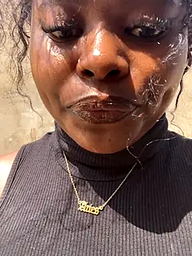 Snapshot of DiamondGoddes chatting on November 6, 2025, 7:56 am DiamondGoddes online show from November 6, 2025, 7:56 am