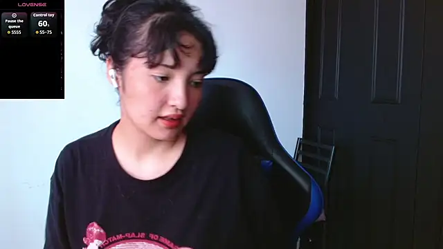 Snapshot of alexaa08 chatting on May 28, 2026, 3:40 pm alexaa08 online show from May 28, 2026, 3:40 pm