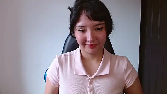alexaa08 online show from June 20, 2026, 4:01 pm