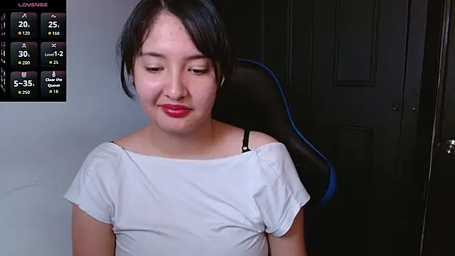 alexaa08 online show from July 24, 2026, 2:57 pm