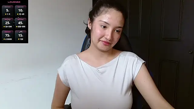 alexaa08 online show from July 15, 2026, 4:14 pm