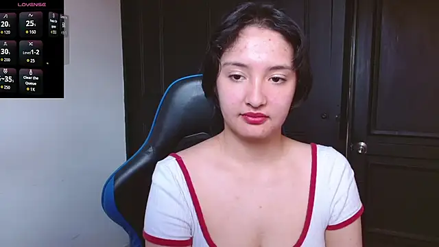 alexaa08 online show from July 28, 2026, 5:12 pm