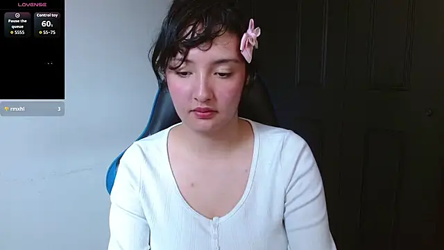 alexaa08 online show from July 10, 2026, 7:14 pm