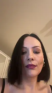 Snapshot of Devil_Goddess chatting on December 2, 2025, 6:09 pm Devil Goddess online show from December 2, 2025, 6:09 pm