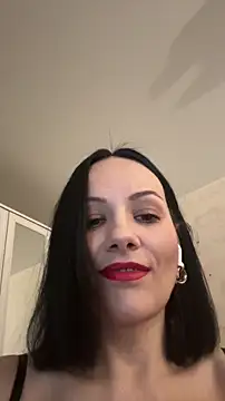 Snapshot of Devil_Goddess chatting on November 14, 2025, 12:31 pm Devil Goddess online show from November 14, 2025, 12:31 pm