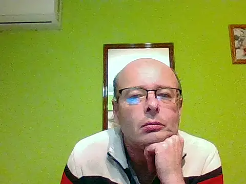 Tiger202441 online show from November 26, 2025, 6:41 pm