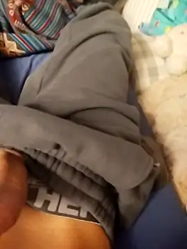 Snapshot of Dennis_2024 chatting on December 14, 2025, 7:30 pm Dennis 2024 online show from December 14, 2025, 7:30 pm