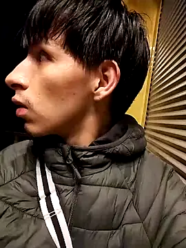 Snapshot of Dennis_2024 chatting on October 23, 2025, 10:30 pm Dennis 2024 online show from October 23, 2025, 10:30 pm