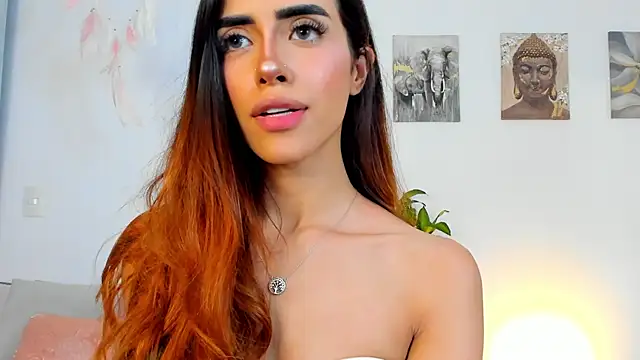 Snapshot of StormiRusso chatting on January 16, 2025, 1:06 am StormiRusso online show from January 16, 2025, 1:06 am