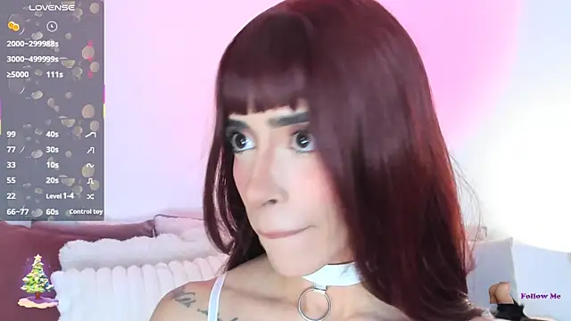 Snapshot of StormiRusso chatting on December 17, 2025, 1:21 am StormiRusso online show from December 17, 2025, 1:21 am