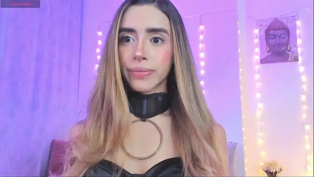 Snapshot of StormiRusso chatting on November 23, 2025, 2:21 am StormiRusso online show from November 23, 2025, 2:21 am