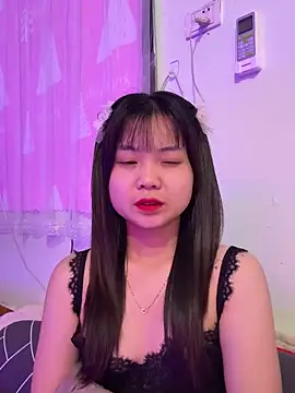 Maeve2k5 online show from October 31, 2025, 11:00 pm