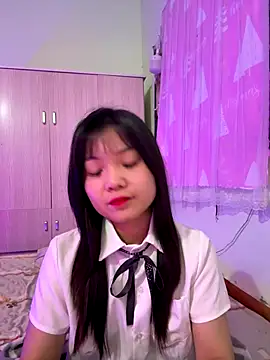 Maeve2k5 online show from October 22, 2025, 1:49 am