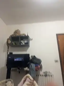 Lilyassjdhz online show from April 19, 2026, 5:03 pm