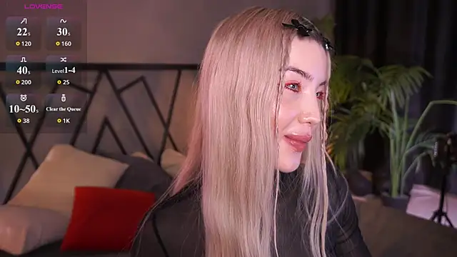 LindaThacker online show from April 9, 2026, 4:25 am