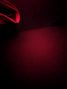 sissyhellokitty00 online show from December 16, 2024, 11:33 am