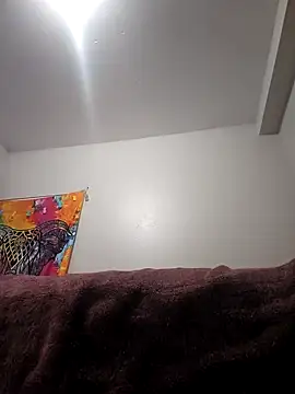 sissyhellokitty00 online show from December 18, 2024, 12:40 pm