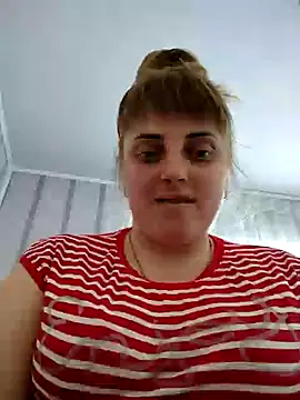 Snapshot of CoddessCrystal chatting on March 20, 2025, 12:32 pm CoddessCrystal online show from March 20, 2025, 12:32 pm