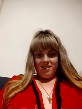 Snapshot of CoddessCrystal chatting on September 14, 2025, 6:52 pm CoddessCrystal online show from September 14, 2025, 6:52 pm