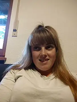 Snapshot of CoddessCrystal chatting on September 25, 2025, 1:17 pm CoddessCrystal online show from September 25, 2025, 1:17 pm