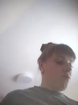 CoddessCrystal online show from April 13, 2026, 1:26 pm