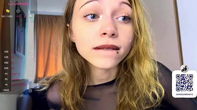  SofiaBrown online show from May 14, 2026, 9:28 am