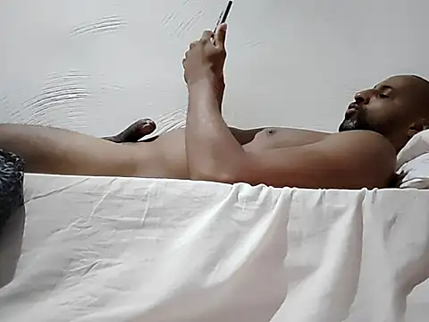 Snapshot of Binhosex2024 chatting on November 13, 2025, 12:14 am Binhosex2024 online show from November 13, 2025, 12:14 am