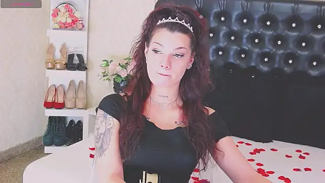 Snapshot of Allisonn223 chatting on February 14, 2026, 1:33 pm Allisonn223 online show from February 14, 2026, 1:33 pm