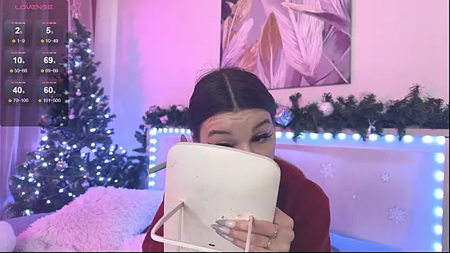 Snapshot of Veronica_leal chatting on February 4, 2026, 7:14 am Veronica leal online show from February 4, 2026, 7:14 am