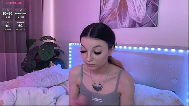 Veronica leal online show from May 15, 2026, 10:24 am