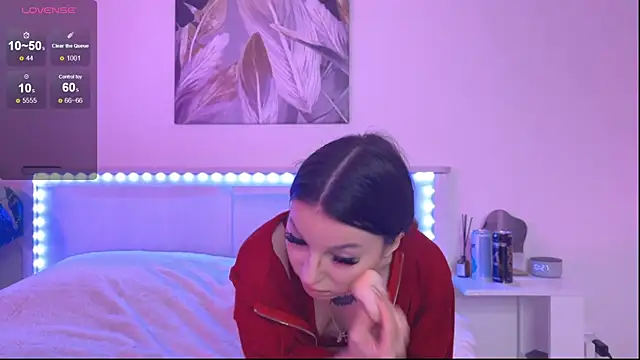 Veronica leal online show from October 30, 2025, 7:28 am