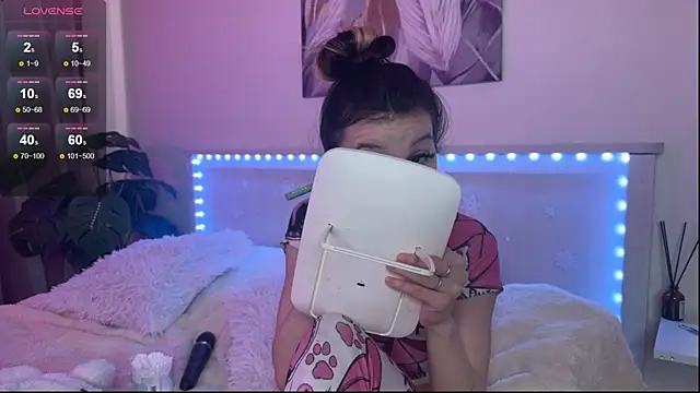 Veronica leal online show from March 31, 2026, 6:15 am