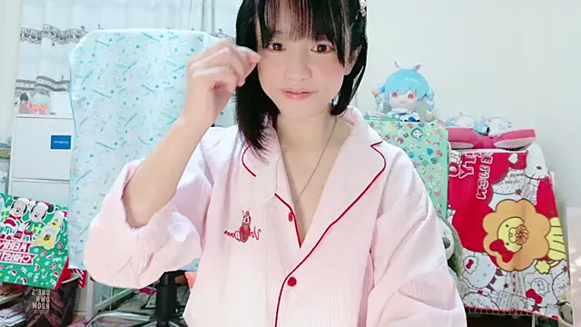 Snapshot of renapiyon8182 chatting on January 29, 2025, 7:43 pm renapiyon8182 online show from January 29, 2025, 7:43 pm