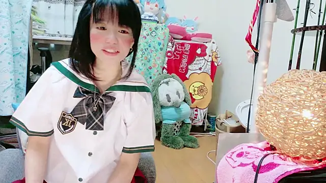 Snapshot of renapiyon8182 chatting on February 28, 2025, 7:35 pm renapiyon8182 online show from February 28, 2025, 7:35 pm