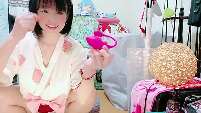 Snapshot of renapiyon8182 chatting on March 19, 2025, 7:38 pm renapiyon8182 online show from March 19, 2025, 7:38 pm