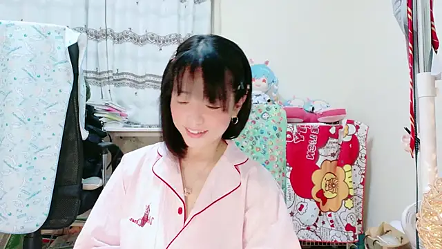 Snapshot of renapiyon8182 chatting on January 20, 2025, 7:25 pm renapiyon8182 online show from January 20, 2025, 7:25 pm
