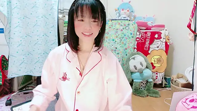 Snapshot of renapiyon8182 chatting on March 7, 2025, 7:27 pm renapiyon8182 online show from March 7, 2025, 7:27 pm