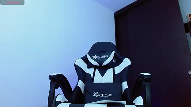 Valerio 20 online show from February 13, 2025, 7:52 pm