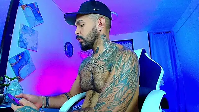 Adil aminn online show from December 15, 2025, 8:14 pm